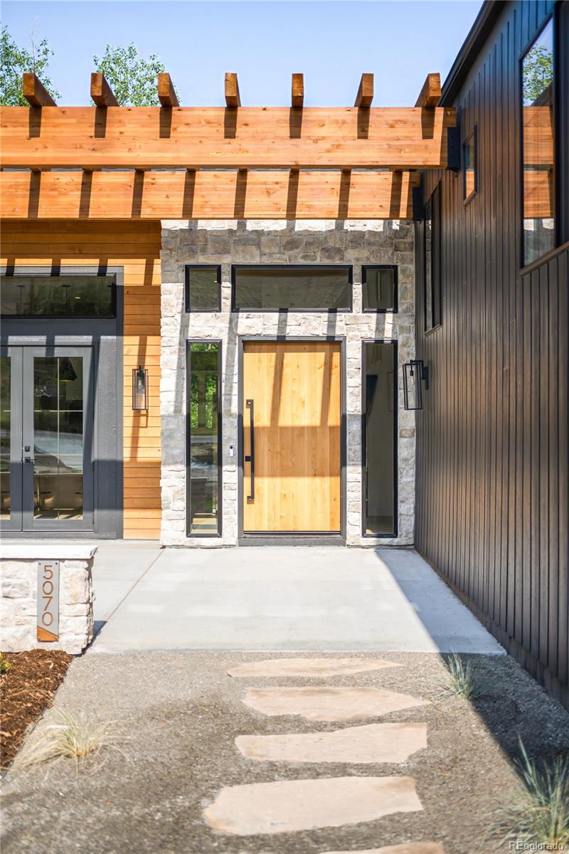 Homes for sale in Golden, CO | 5070 Easley Rd, Golden, CO 80403 | MLS# 7308187