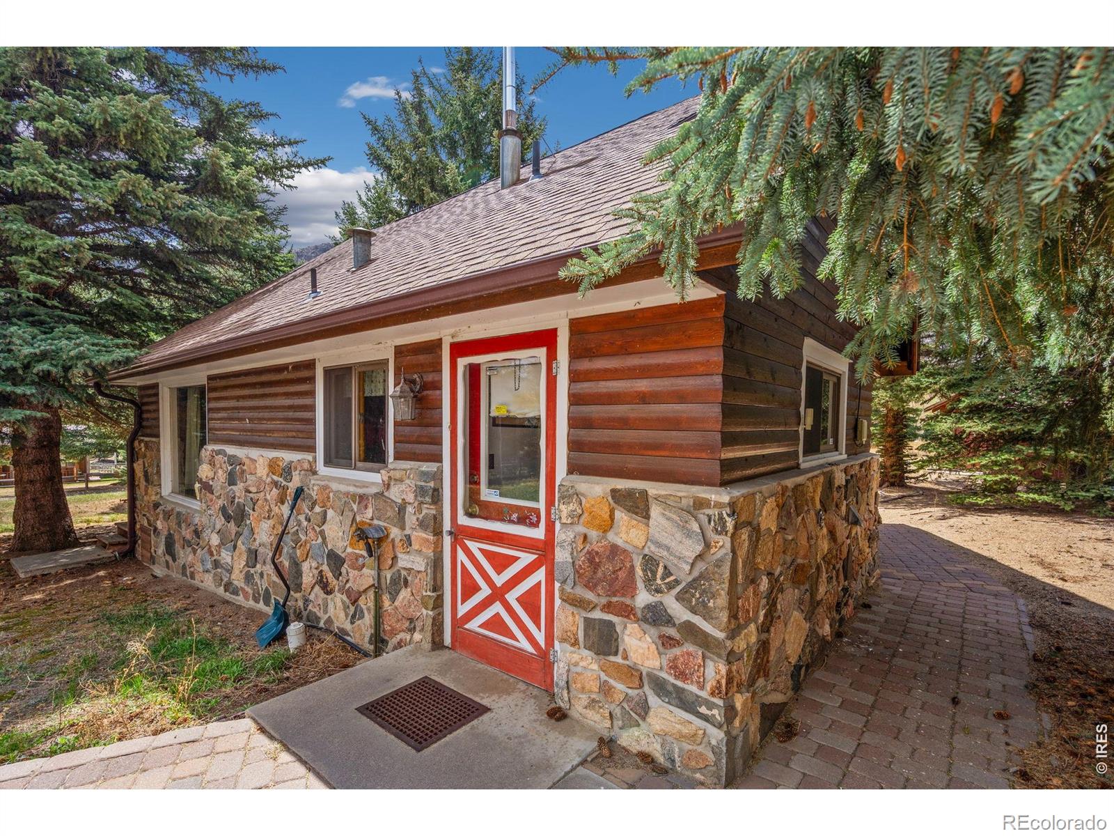 Homes for sale in Bellvue, CO | 110 Meadow Ln, Bellvue, CO 80512 | MLS# IR1037355