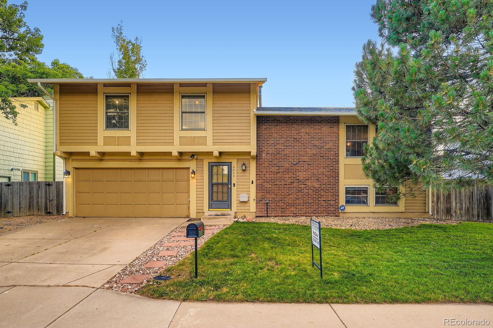 Homes for sale in Aurora, CO | 4049 S Nucla Way, Aurora, CO 80013 | MLS# 2373905