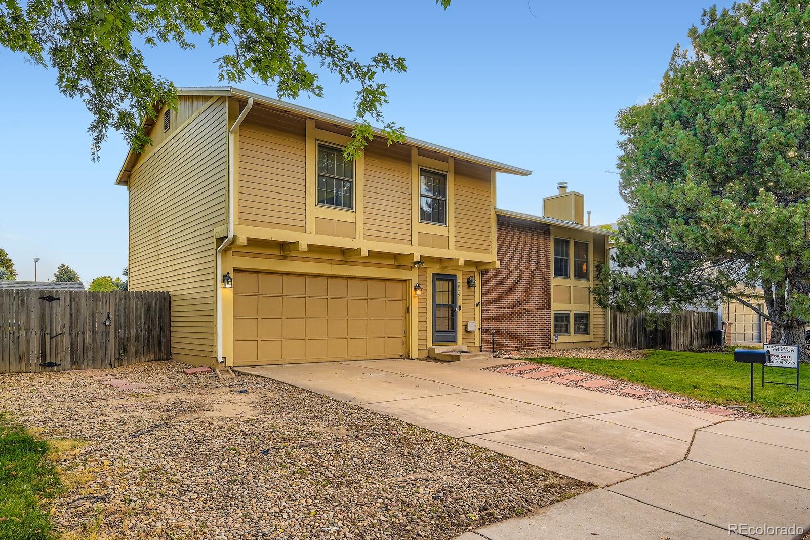 Homes for sale in Aurora, CO | 4049 S Nucla Way, Aurora, CO 80013 | MLS# 2373905