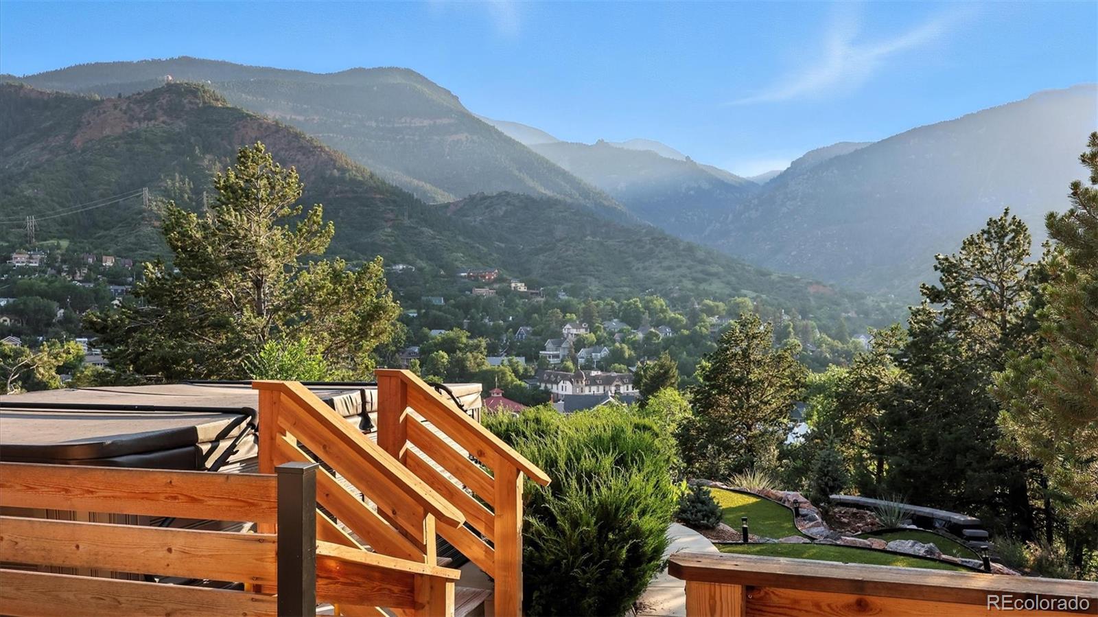 Homes for sale in Manitou Springs, CO | 115 Panorama Pl, Manitou Springs, CO 80829 | MLS# 9672726