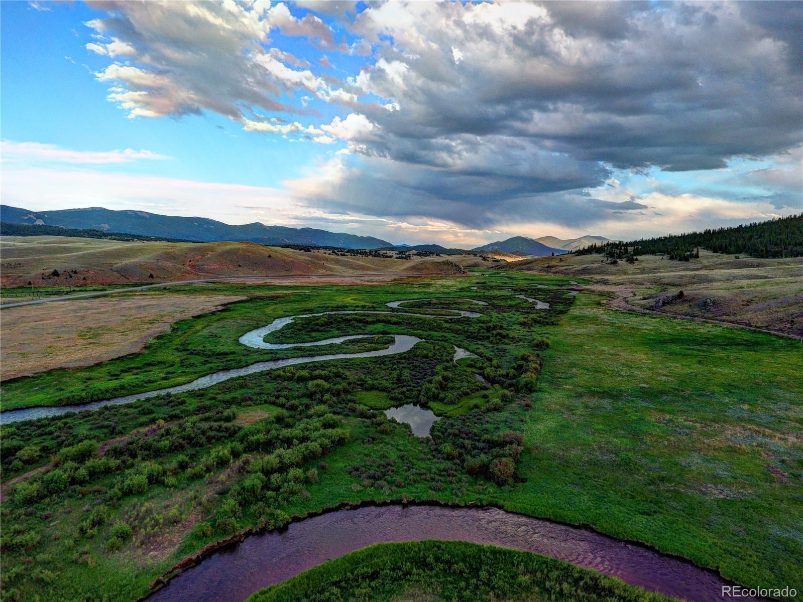 2nd image of 207 Overland Cir, Jefferson, CO 80456 | MLS# 9520358