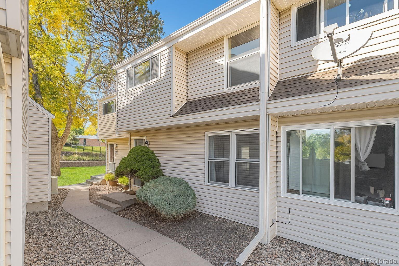 Homes for sale in Centennial, CO | 4262 E Maplewood Way, Centennial, CO 80121 | MLS# 3901439