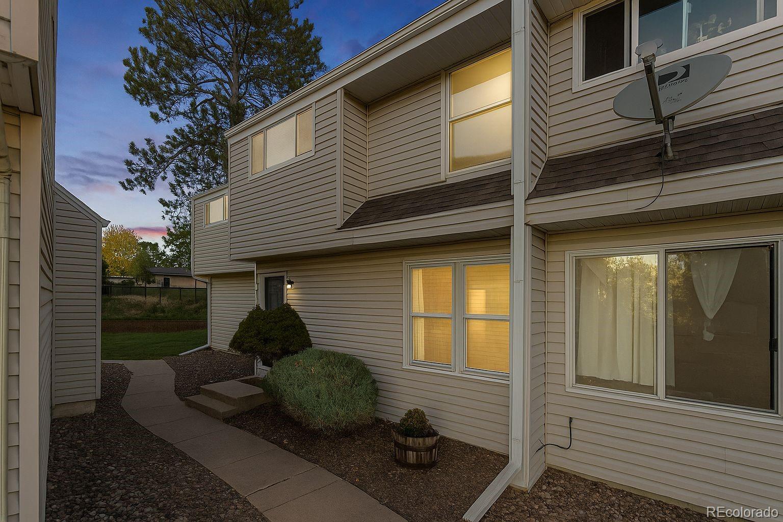 Homes for sale in Centennial, CO | 4262 E Maplewood Way, Centennial, CO 80121 | MLS# 3901439