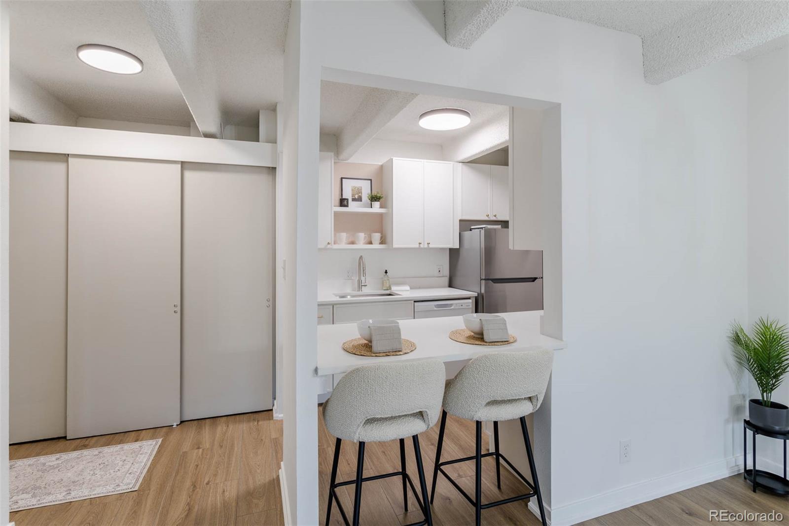 5th image of 1365 Columbine St #401, Denver, CO 80206 | MLS# 4590070