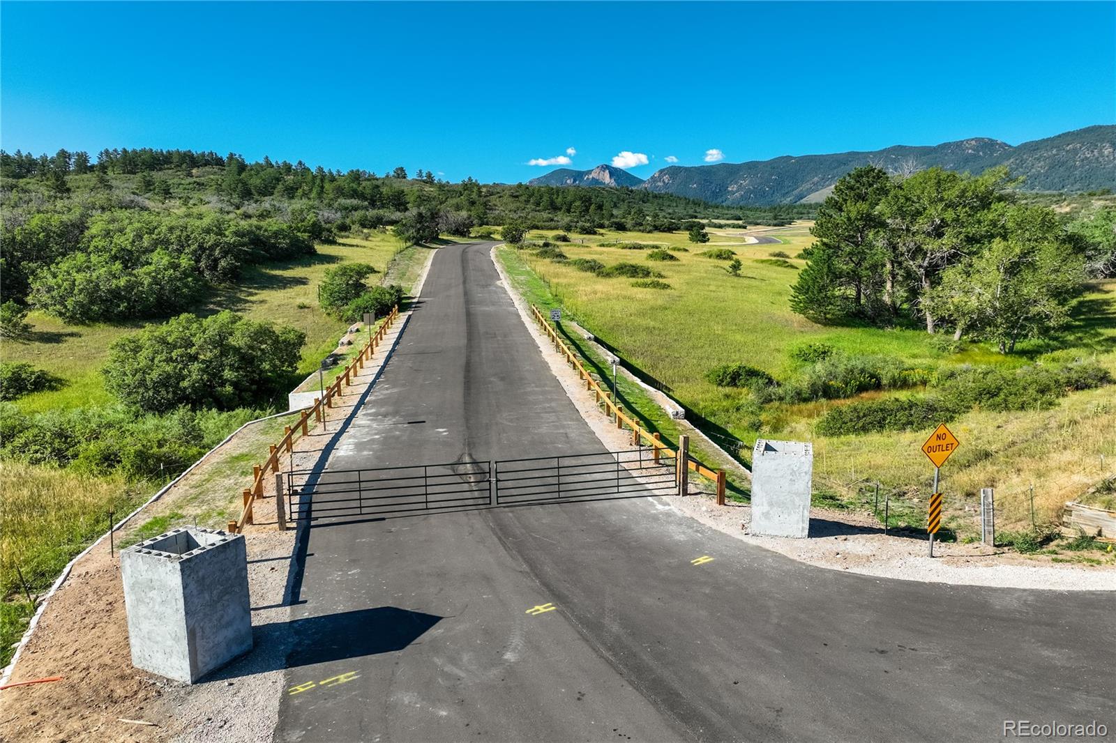 Homes for sale in Colorado Springs, CO | 3572 White Bear Pt, Colorado Springs, CO 80921 | MLS# 4110131