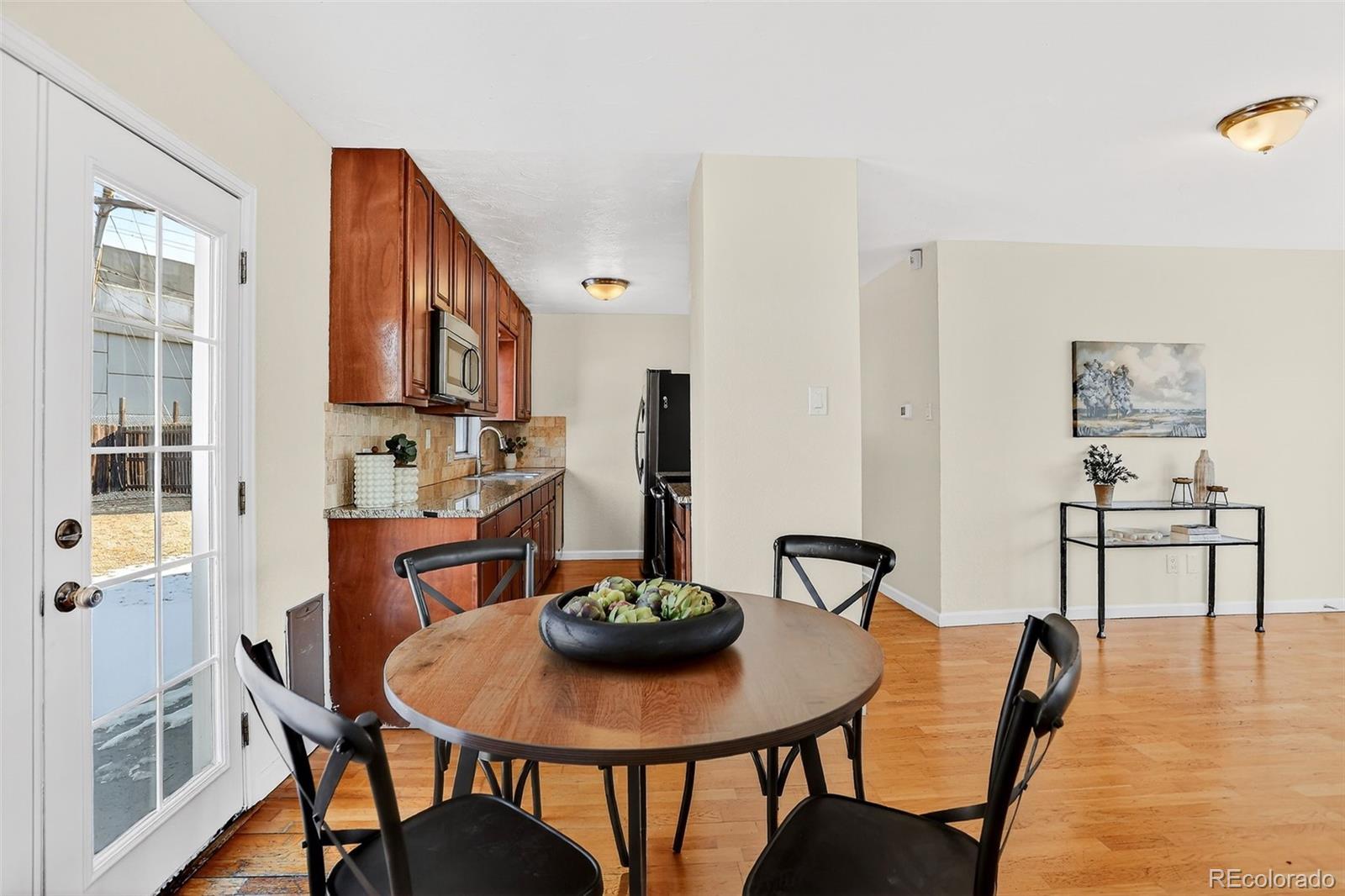 4th image of 2836 S Grape Wy, Denver, CO 80222 | MLS# 3601847