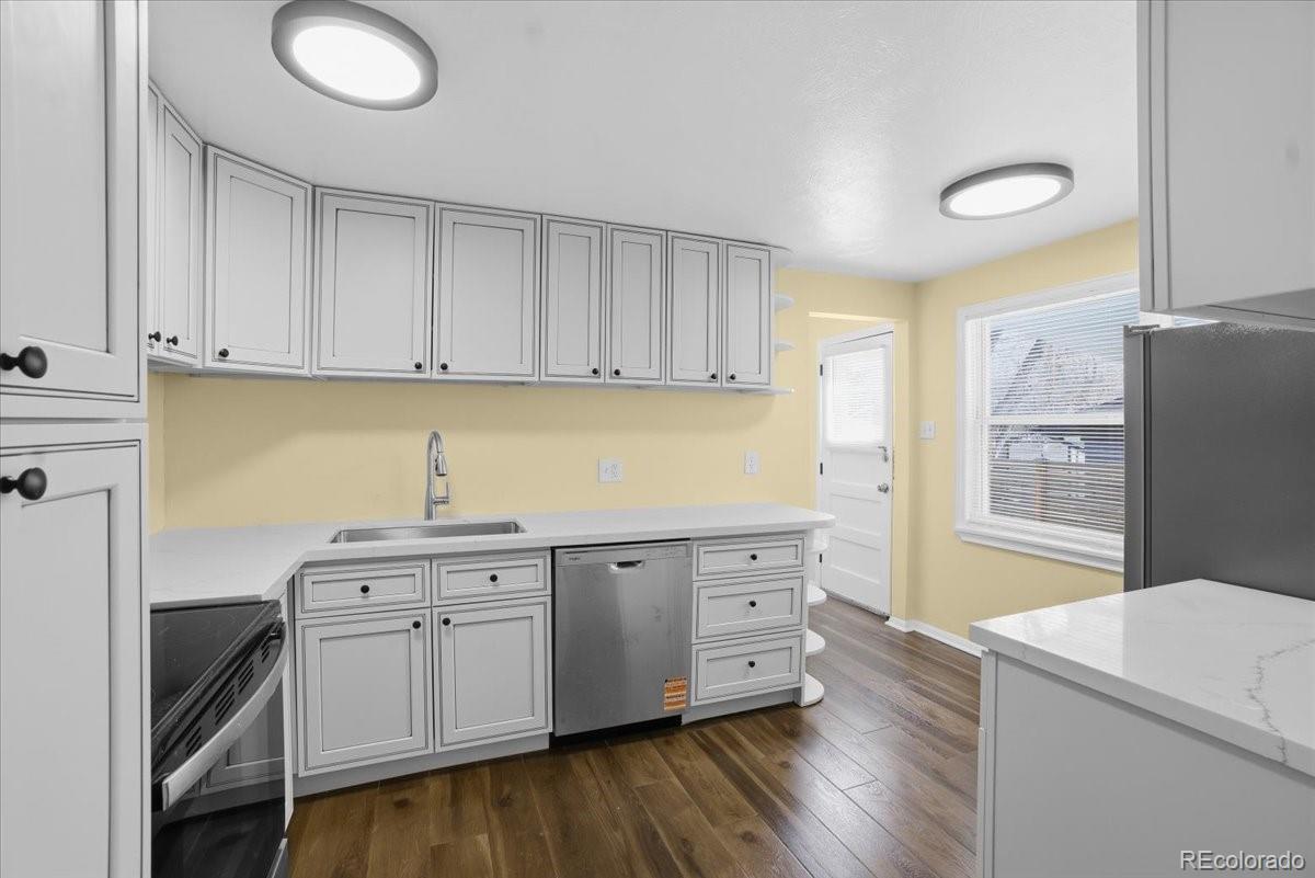 Homes for sale in Arvada, CO | 8940 Cole Dr, Arvada, CO 80004 | MLS# 2351121