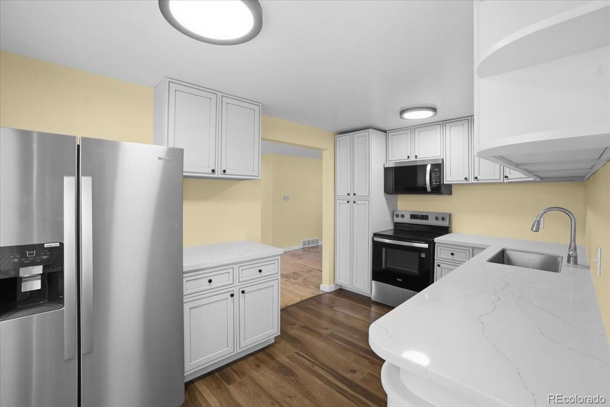 Homes for sale in Arvada, CO | 8940 Cole Dr, Arvada, CO 80004 | MLS# 2351121