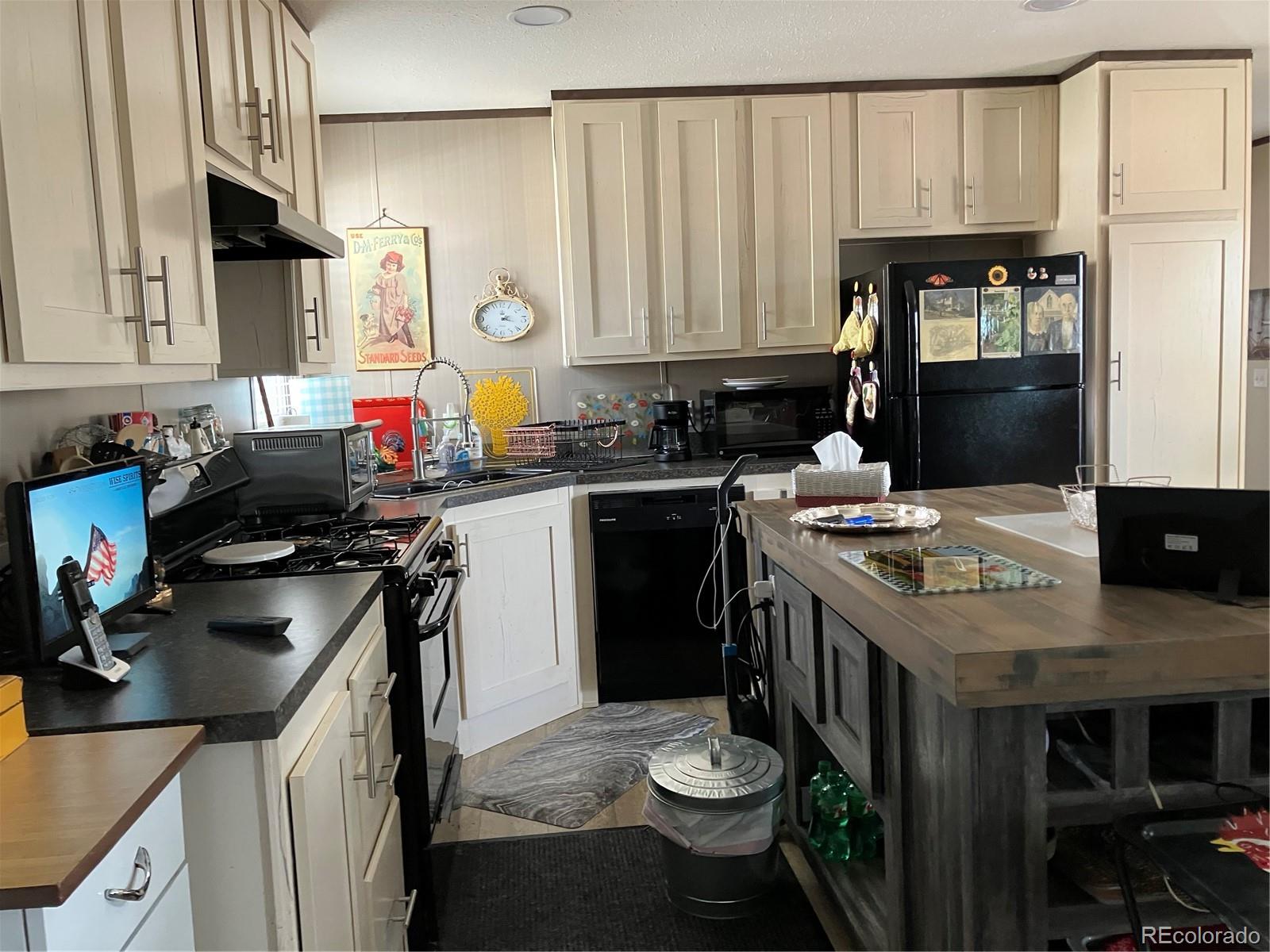 Homes for sale in Colorado Springs, CO | 1095 Western Dr, Colorado Springs, CO 80915 | MLS# 1600505