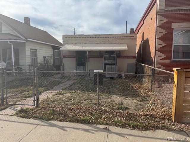 Homes for sale in Denver, CO | 315 N Galapago St, Denver, CO 80223 | MLS# 1919416