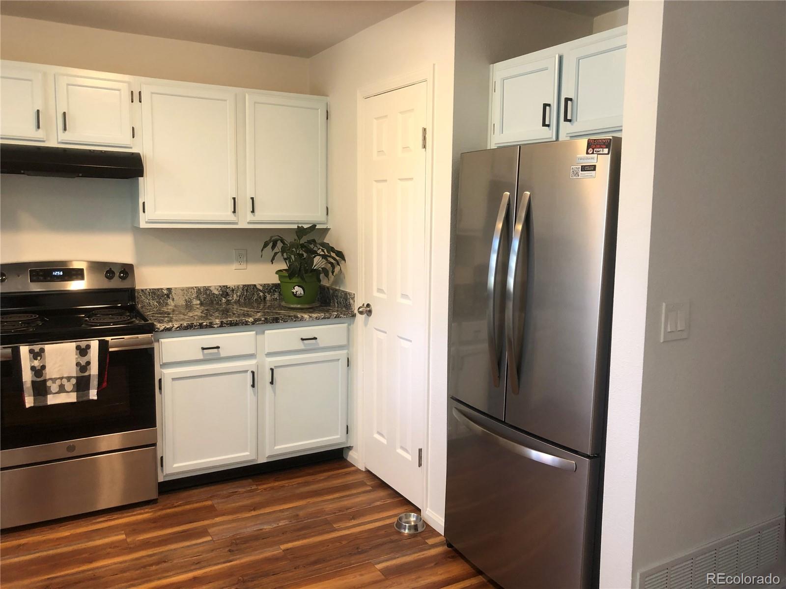 Homes for sale in Aurora, CO | 4665 S Dillon Ct #B, Aurora, CO 80015 | MLS# 1968508