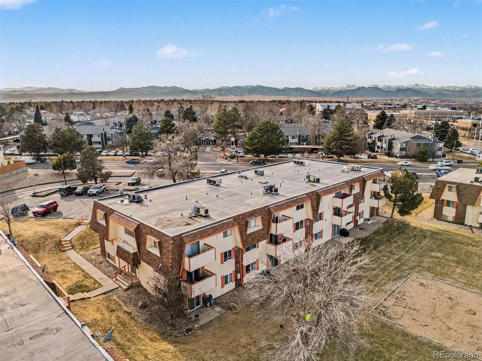 2nd image of 10211 Ura Ln, Thornton, CO 80260