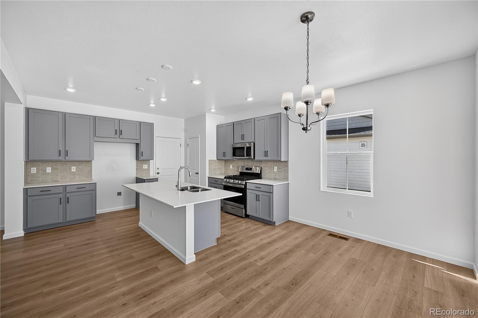 2nd image of 9183 Violet Wy, Arvada, CO 80007 | MLS# 3251566