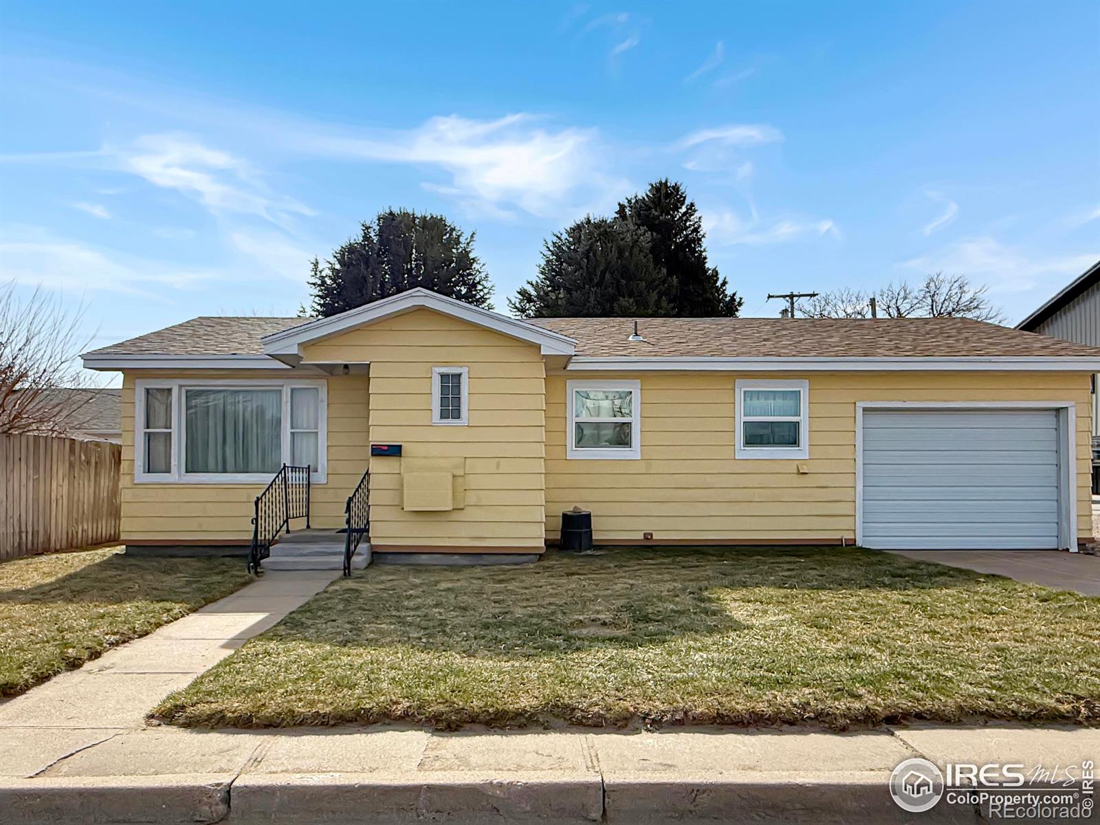 Homes for sale in Holyoke, CO | 126 E Bignel St, Holyoke, CO 80734 | MLS# IR1051973