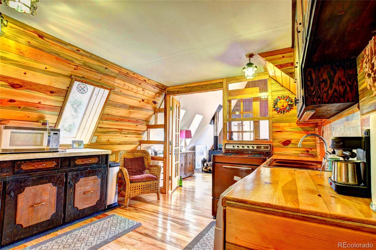 2nd image of 567 Haida Rd, Jefferson, CO 80456 | MLS# 6709156