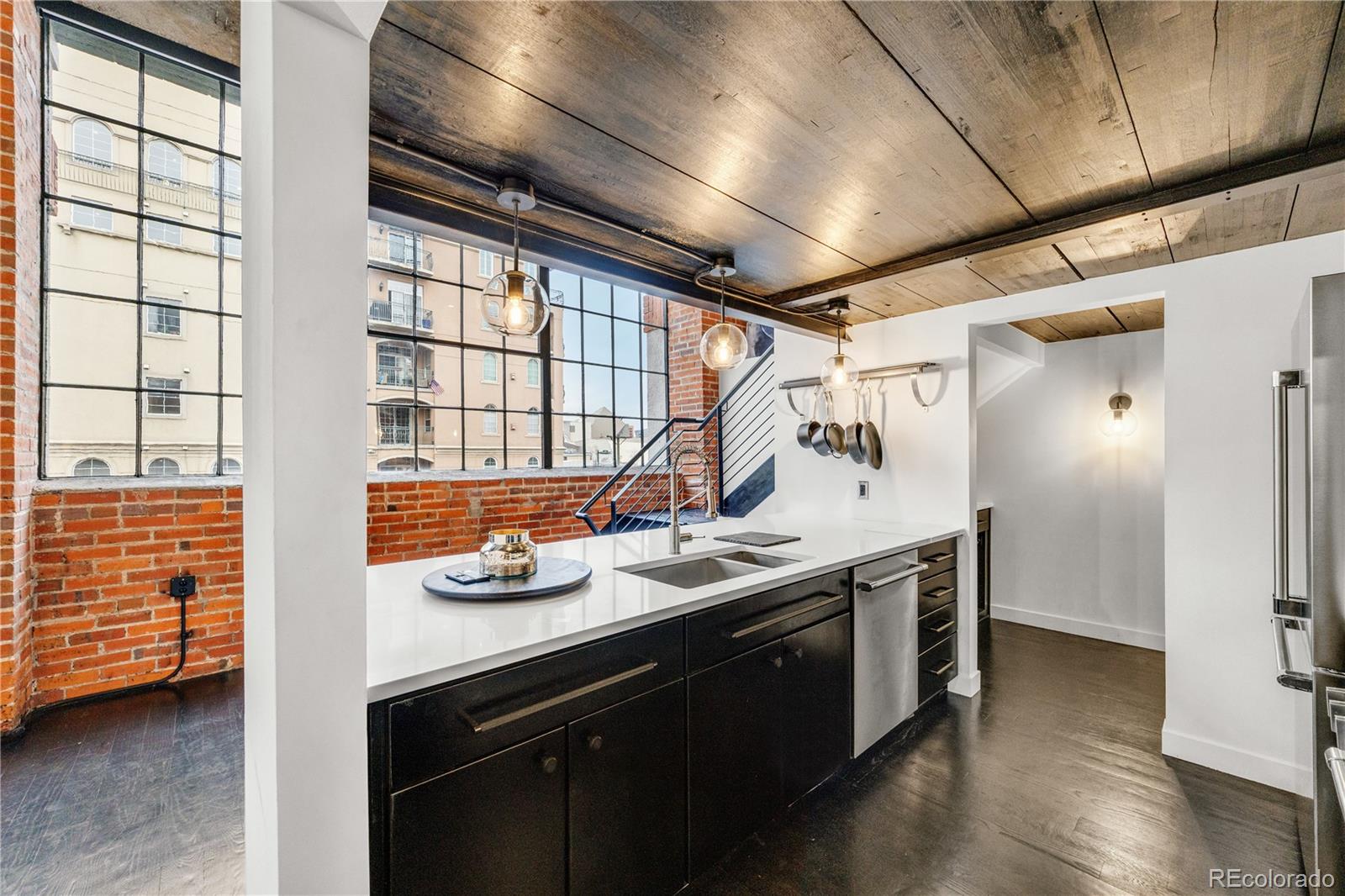 5th image of 1090 Cherokee St, Denver, CO 80204