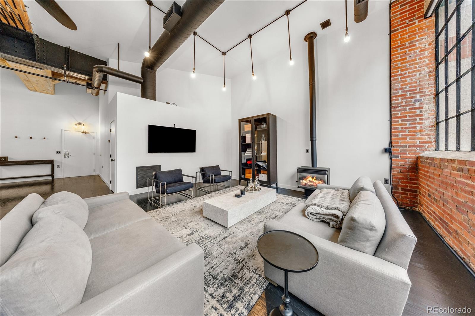 4th image of 1090 Cherokee St, Denver, CO 80204
