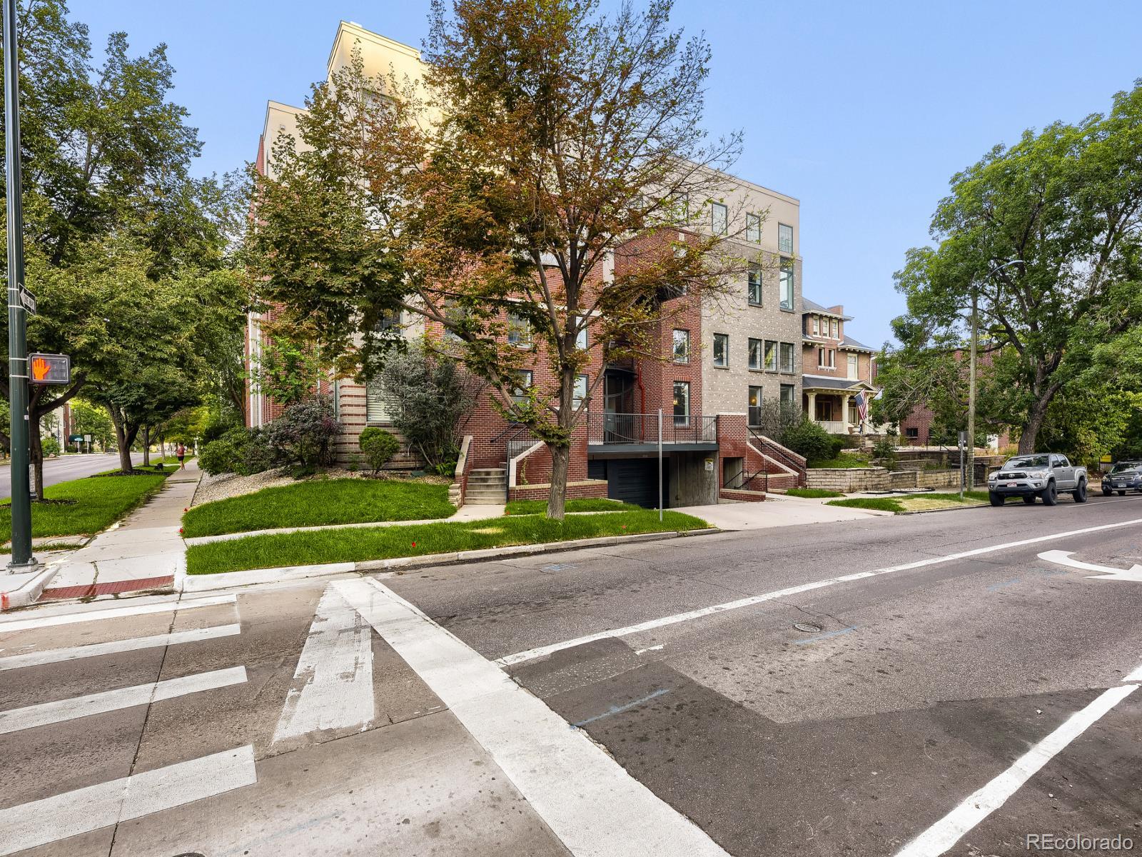 2nd image of 790 N Clarkson St, Denver, CO 80218