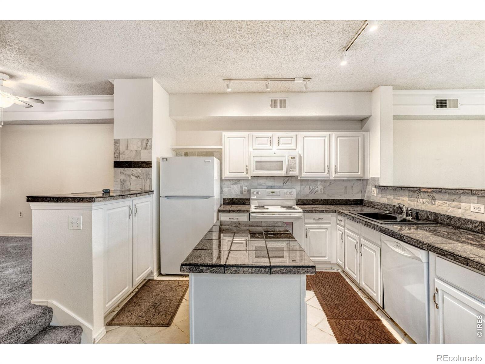 2nd image of 2142 Concord Ln, Superior, CO 80027 | MLS# IR1054461