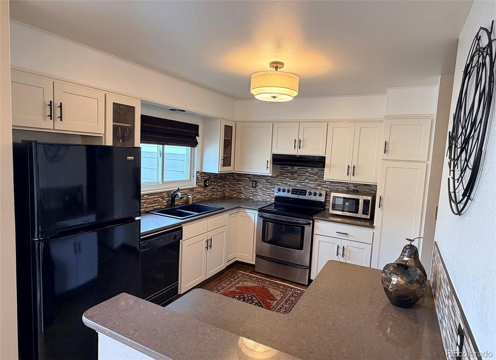 Homes for sale in Centennial, CO | 7166 E Briarwood Dr, Centennial, CO 80112 | MLS# 4325710