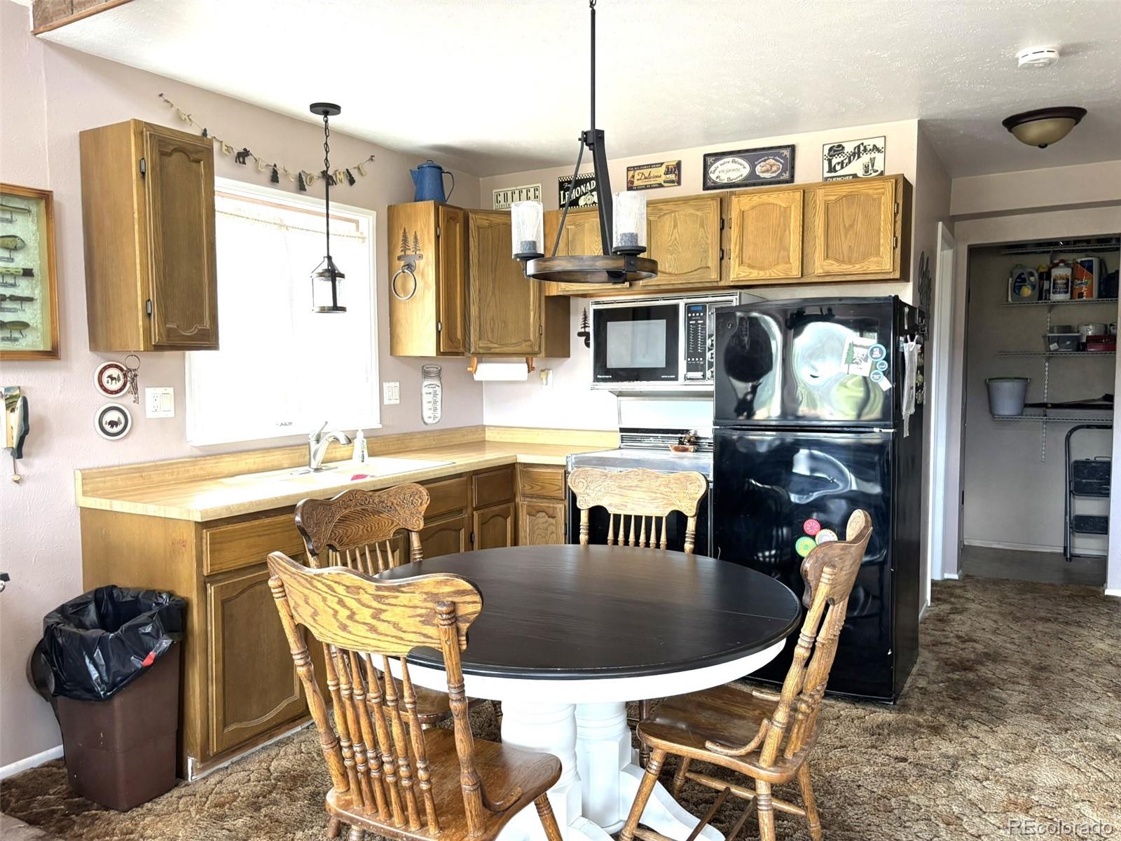 4th image of 2138 Overland Cir, Jefferson, CO 80456 | MLS# 7869538