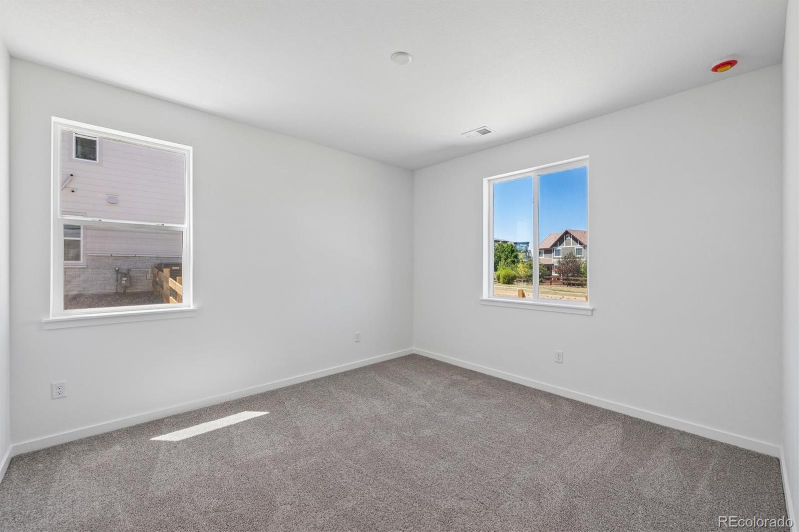 5th image of 5761 S De Gaulle Ct, Aurora, CO 80016 | MLS# 6183778