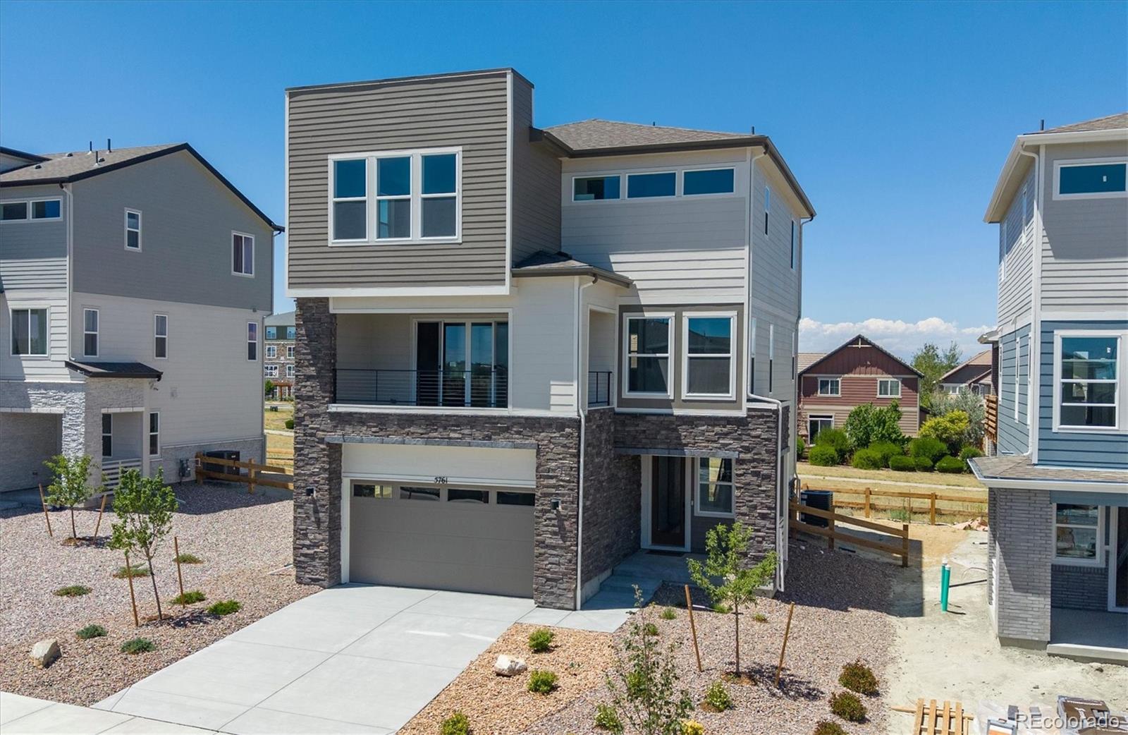 2nd image of 5761 S De Gaulle Ct, Aurora, CO 80016 | MLS# 6183778