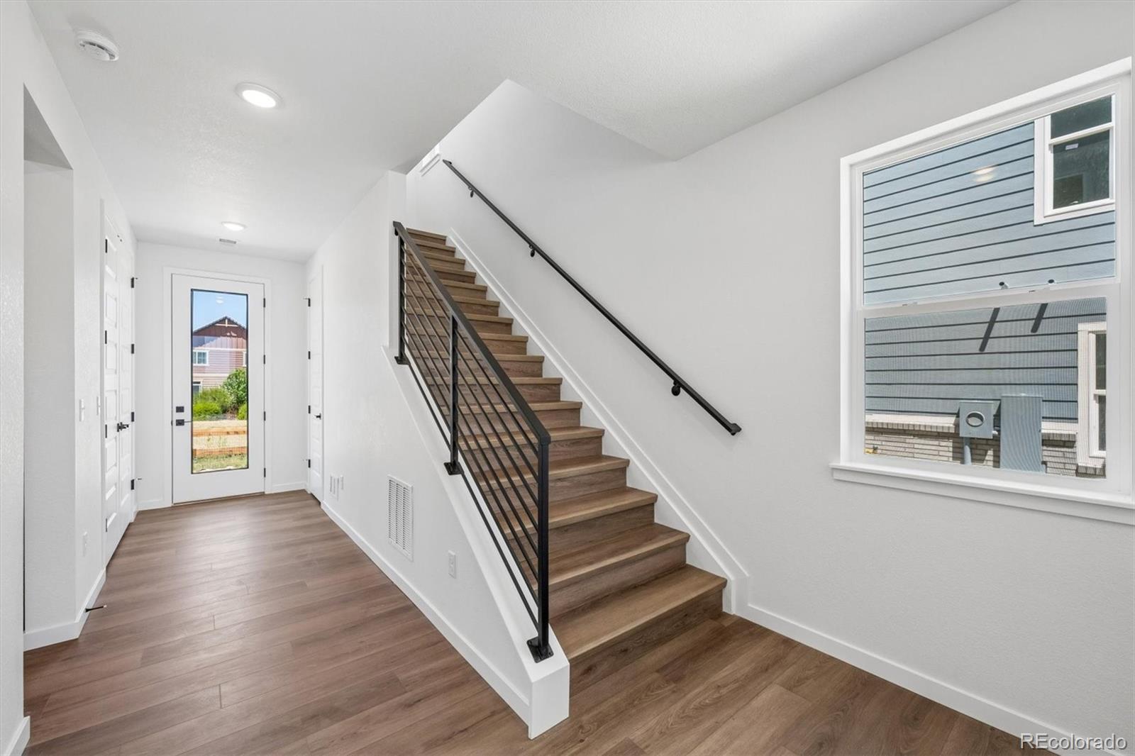 4th image of 5761 S De Gaulle Ct, Aurora, CO 80016 | MLS# 6183778