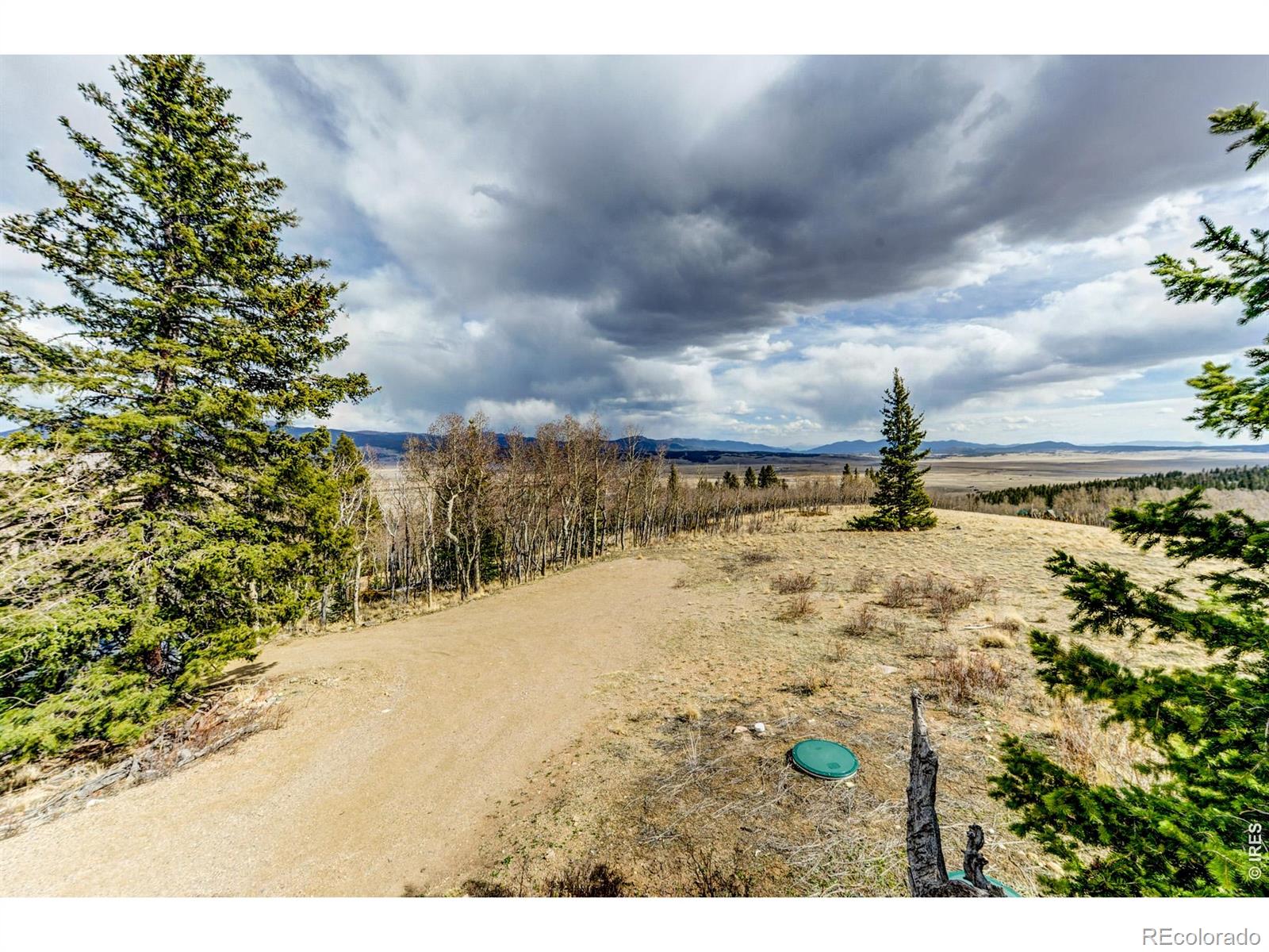 39th image of 146 Selkirk Ln, Jefferson, CO 80456 | MLS# IR1055914