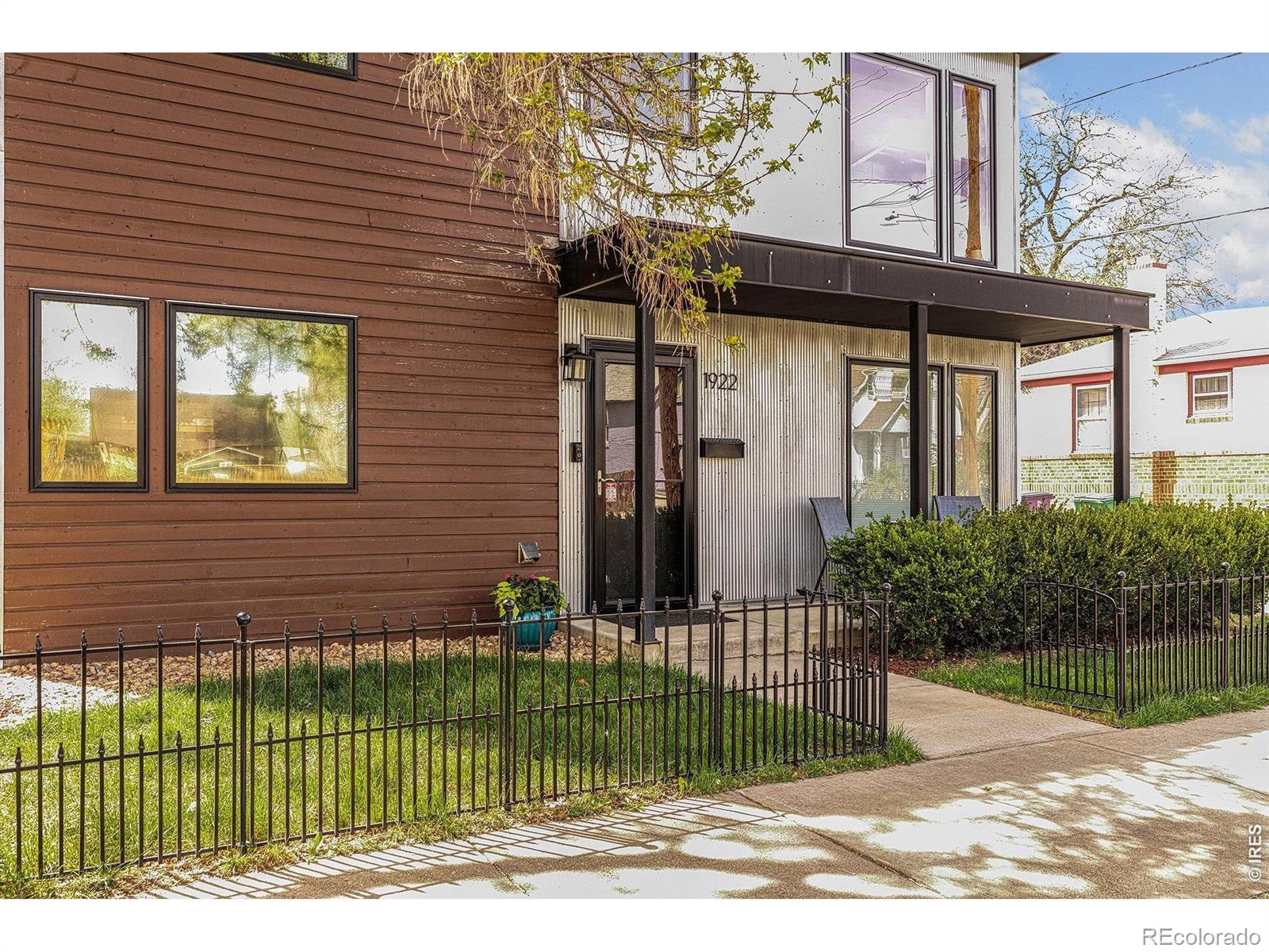2nd image of 1922 E 28th Ave, Denver, CO 80205 | MLS# IR1056249