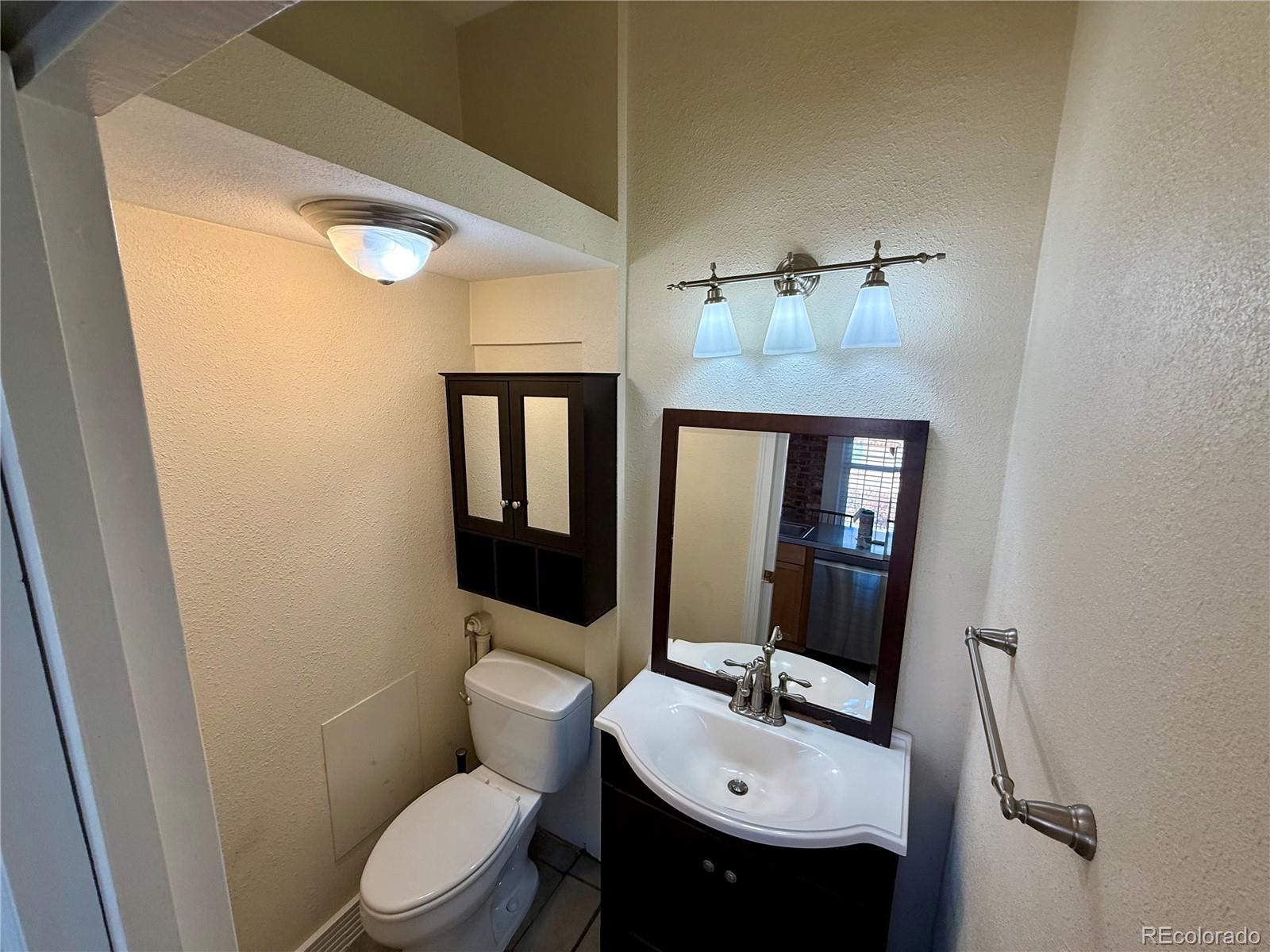 5th image of 2431 Tremont Pl, Denver, CO 80205 | MLS# 2862188