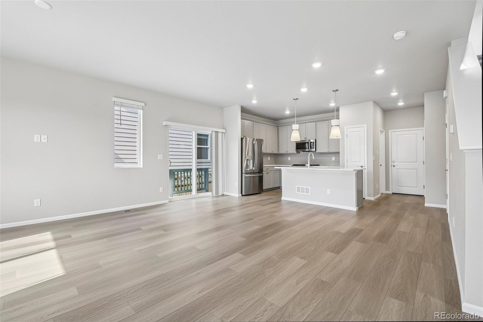 3rd image of 21313 E 63Rd Dr, Aurora, CO 80019 | MLS# 3025643