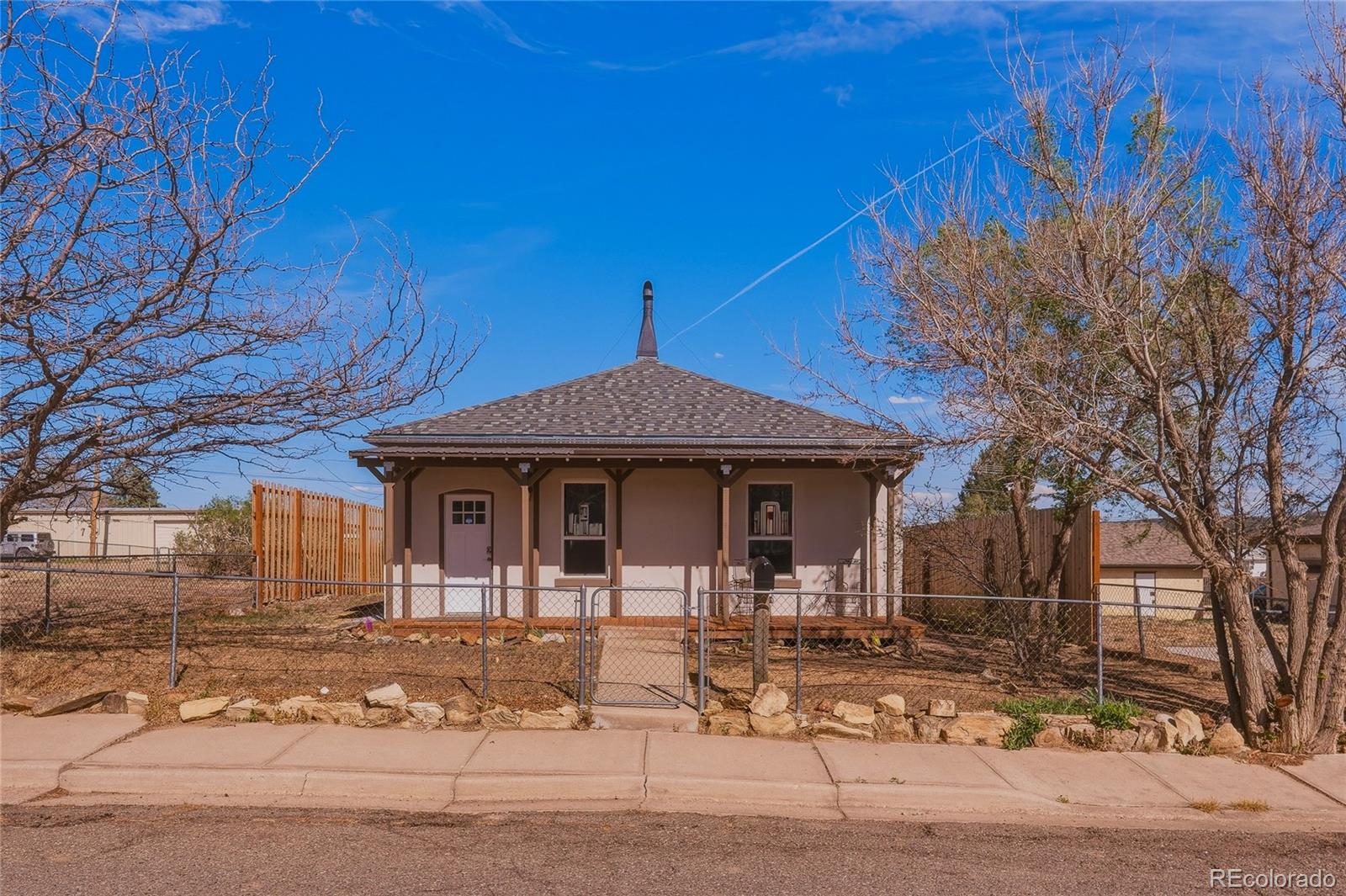 2nd image of 1610 San Luis St, Trinidad, CO 81082 | MLS# 3067187