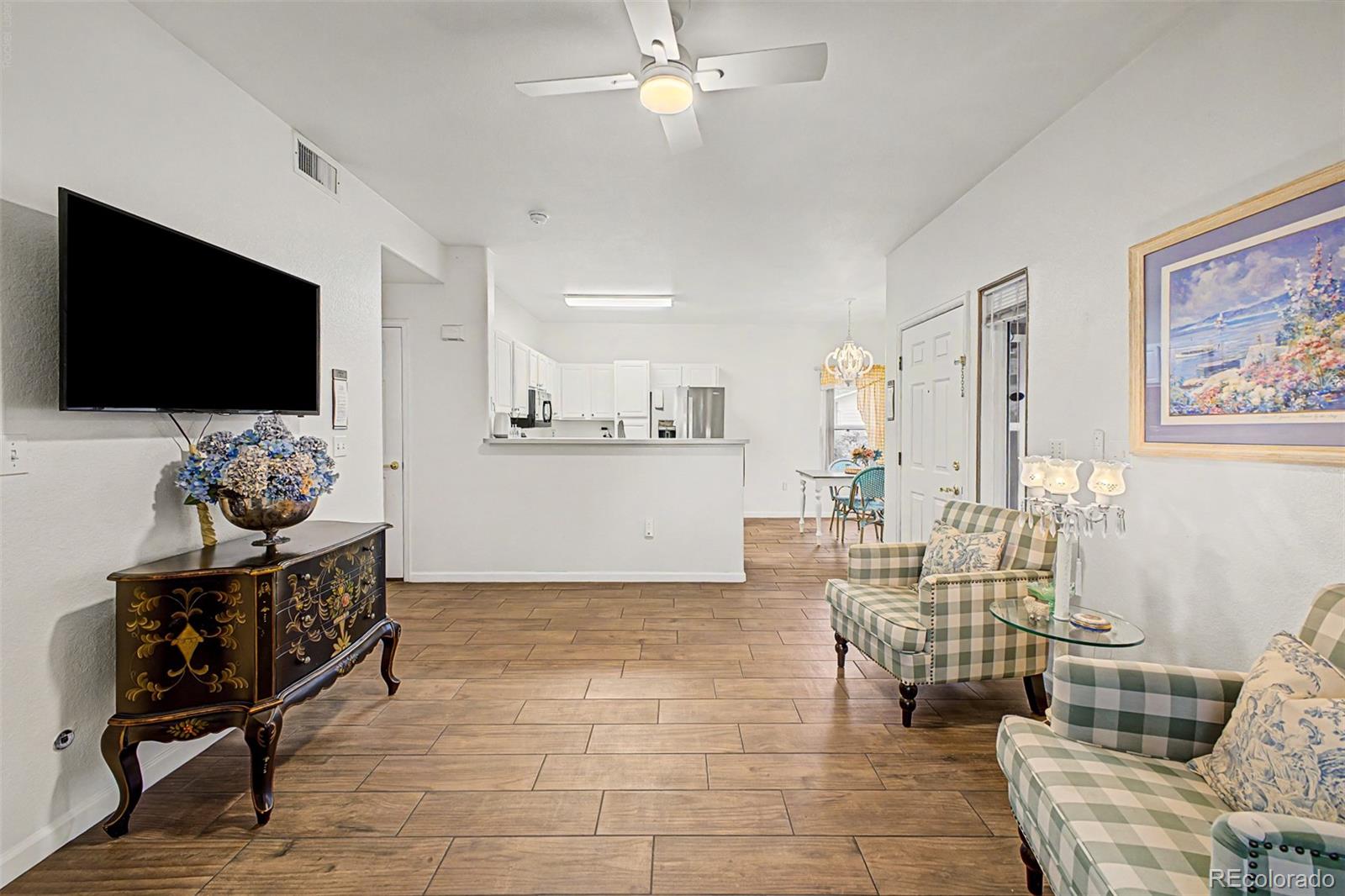 4th image of 4875 S Balsam Wy, Denver, CO 80123
