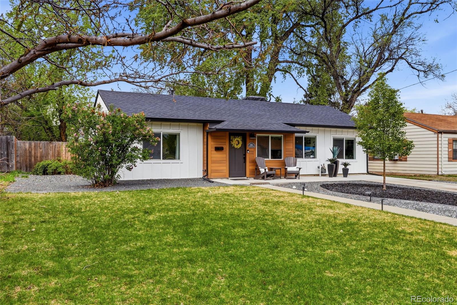 Homes for sale in Denver, CO | 2815 S Glencoe St, Denver, CO 80222 | MLS# 3609642