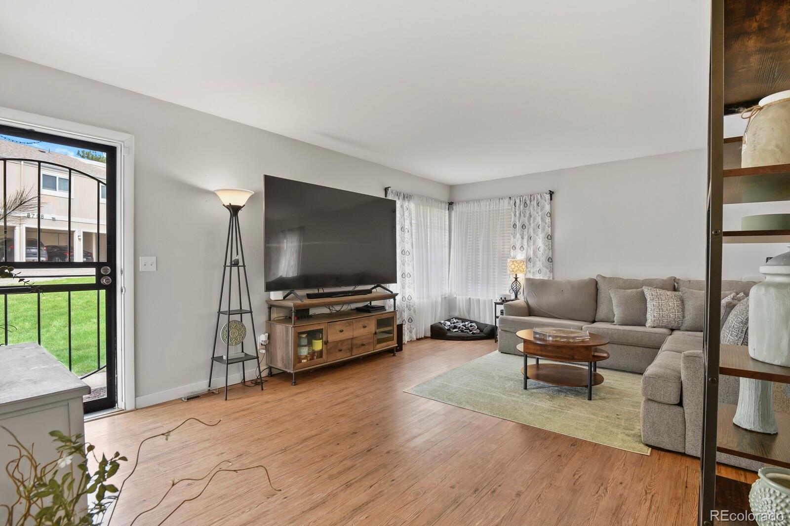 4th image of 8796 Chase Dr #5, Arvada, CO 80003 | MLS# 4625090