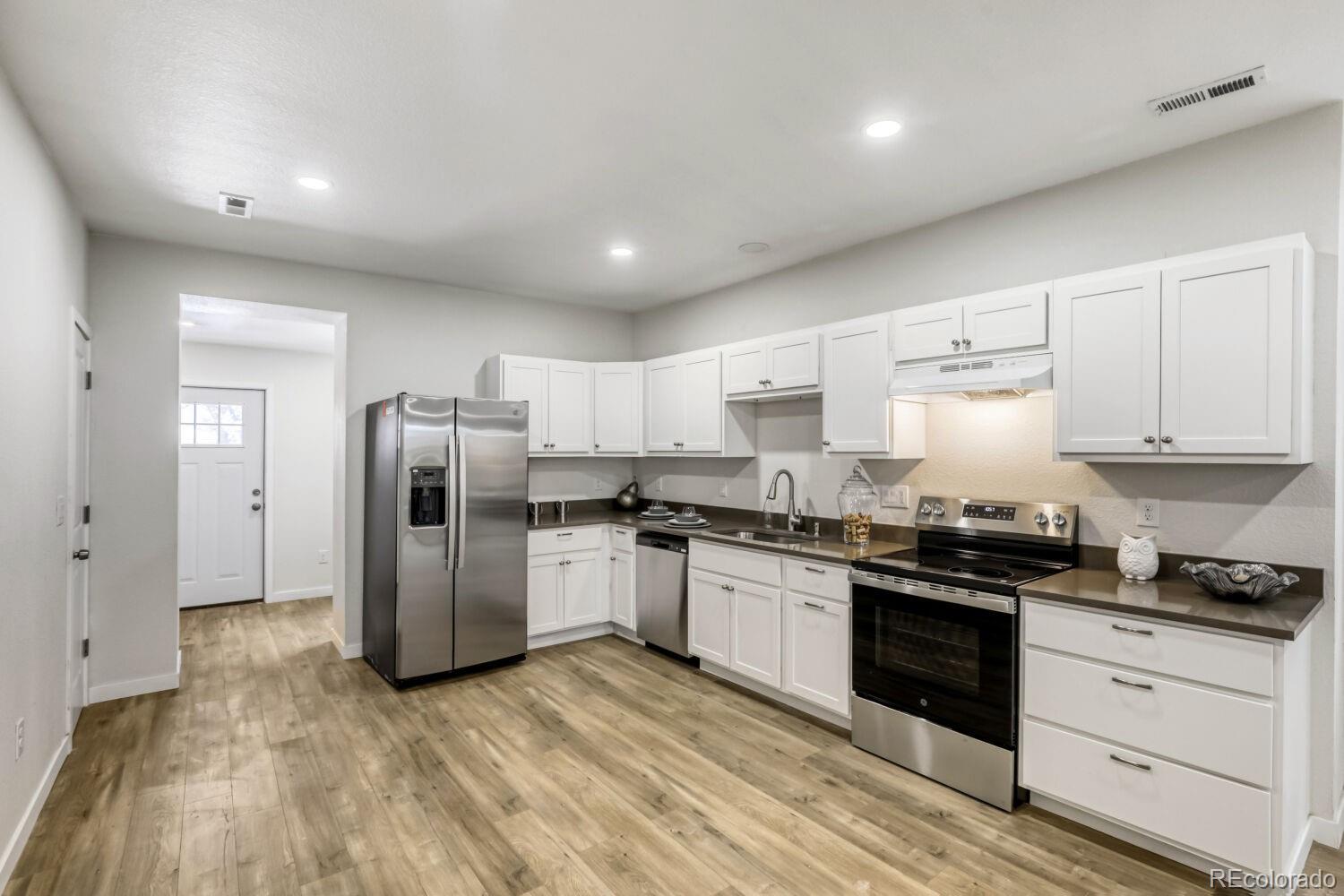 3rd image of 3824 N Williams St, Denver, CO 80205 | MLS# 8500047