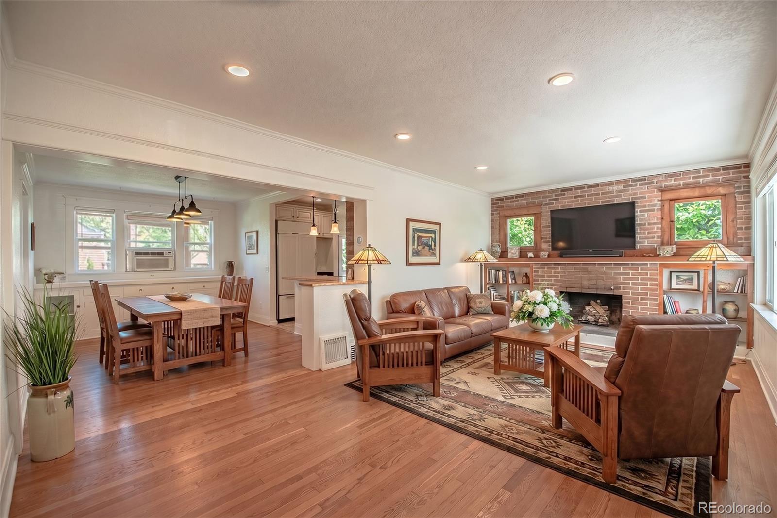 3rd image of 612 Harrison St, Denver, CO 80206 | MLS# 4494918