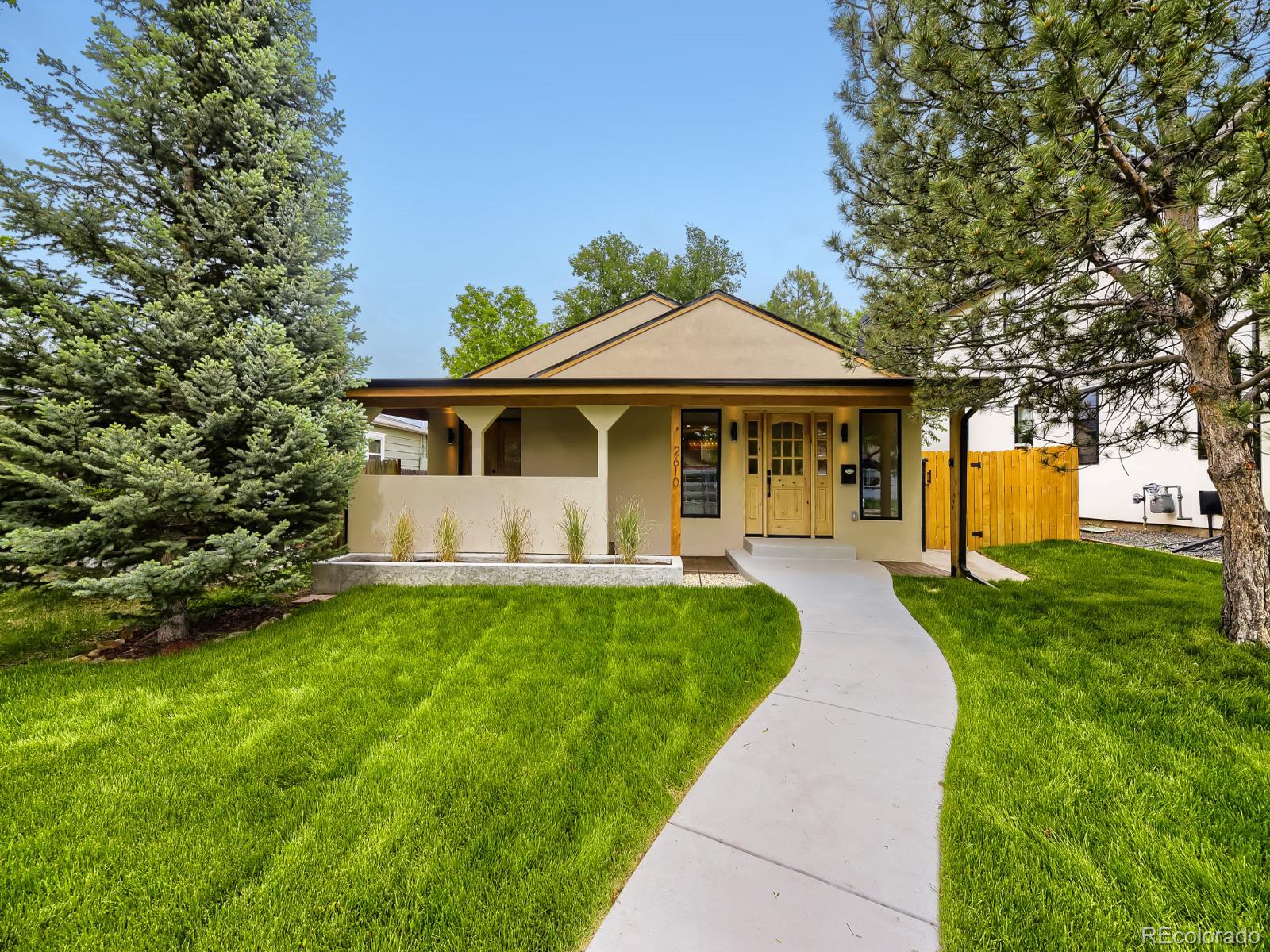 Homes for sale in Denver, CO | 2610 S Vine St, Denver, CO 80210 | MLS# 6101189
