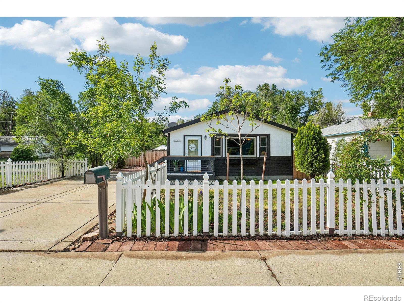 3rd image of 127 E Saint Clair Ave, Longmont, CO 80504 | MLS# IR1059789