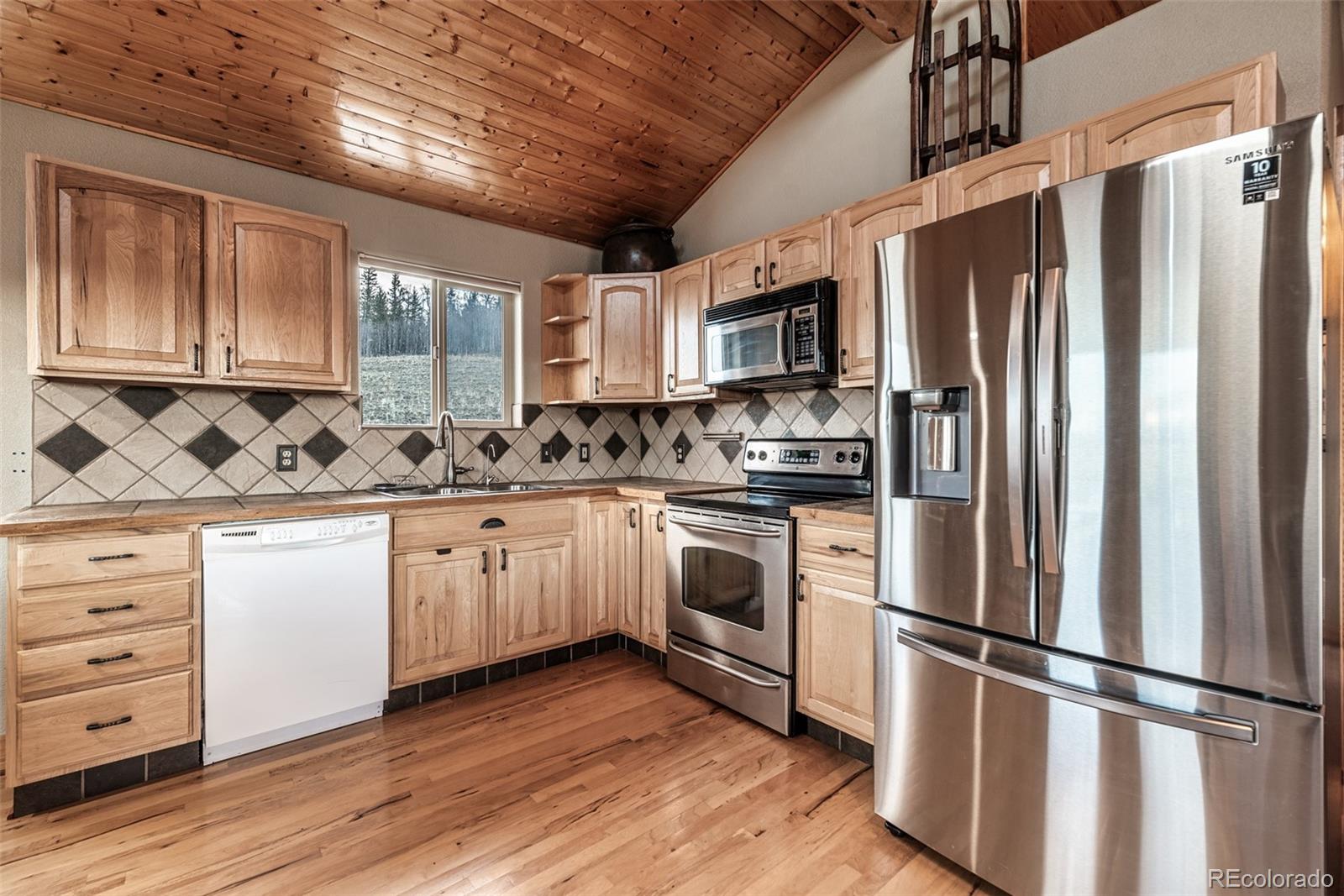 2nd image of 46 Wampum Ln, Como, CO 80432 | MLS# 9445453