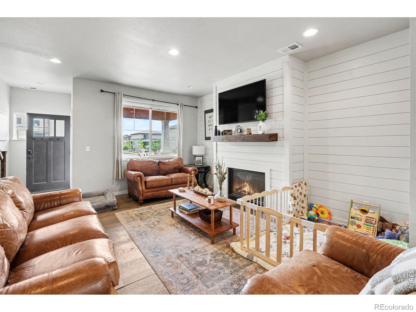 4th image of 2132 Mackinac St, Fort Collins, CO 80524 | MLS# IR1059918