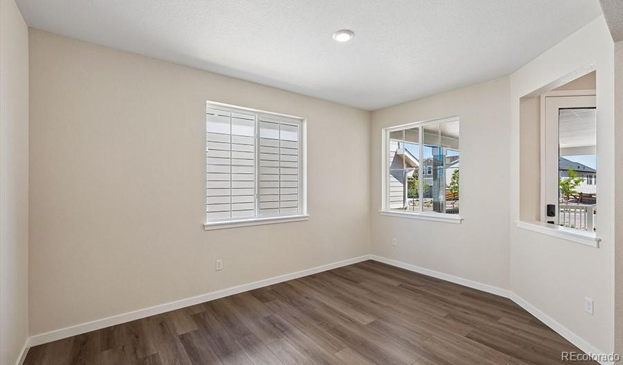 5th image of 2131 S Irvington St, Aurora, CO 80018 | MLS# 8025949