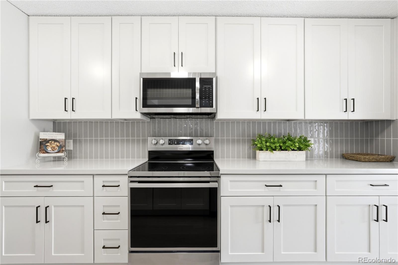 2nd image of 7865 E Mississippi Ave #304, Denver, CO 80247 | MLS# 9154473