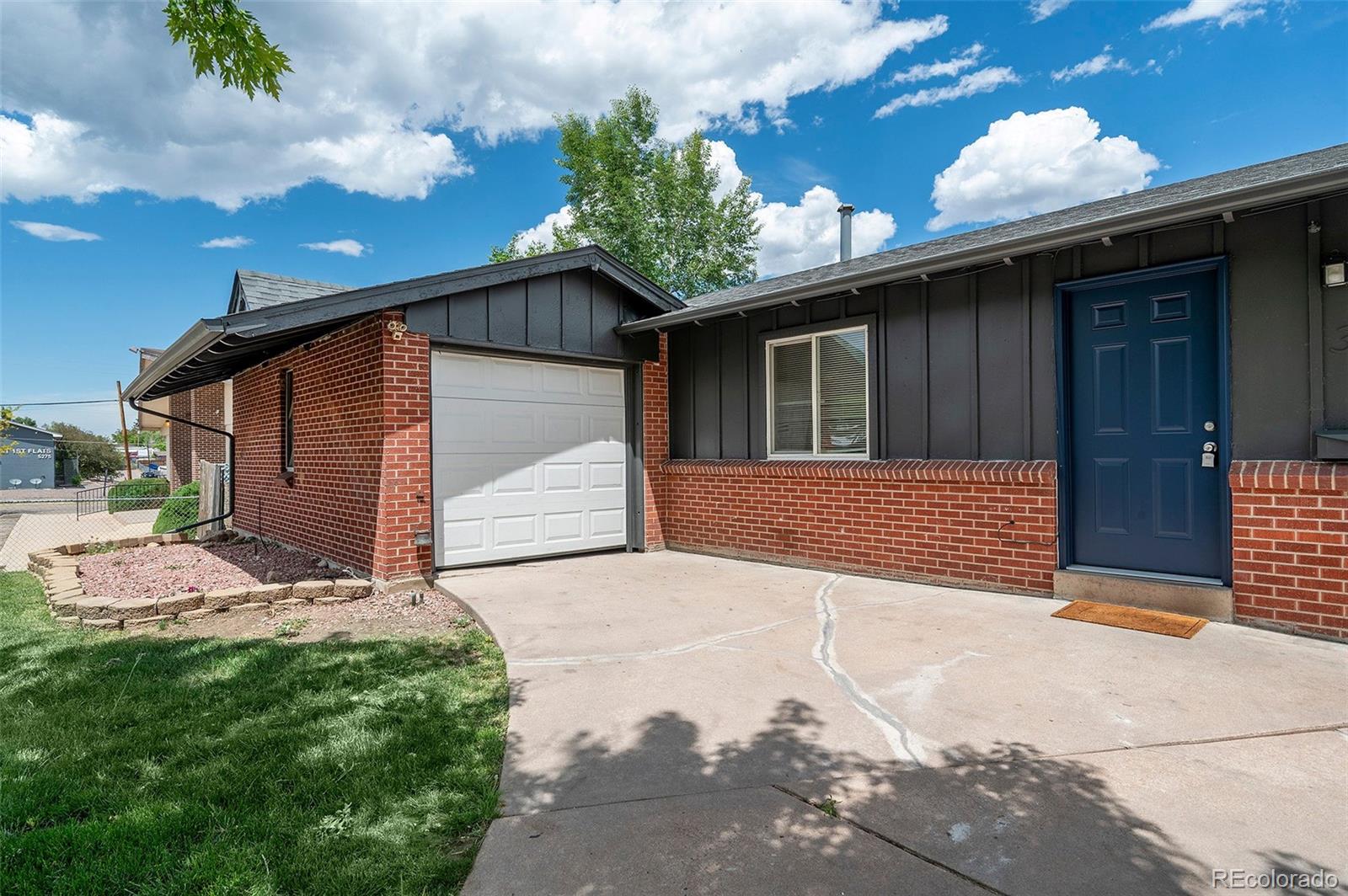 Homes for sale in Lakewood, CO | 30 Ames St, Lakewood, CO 80226 | MLS# 9906983