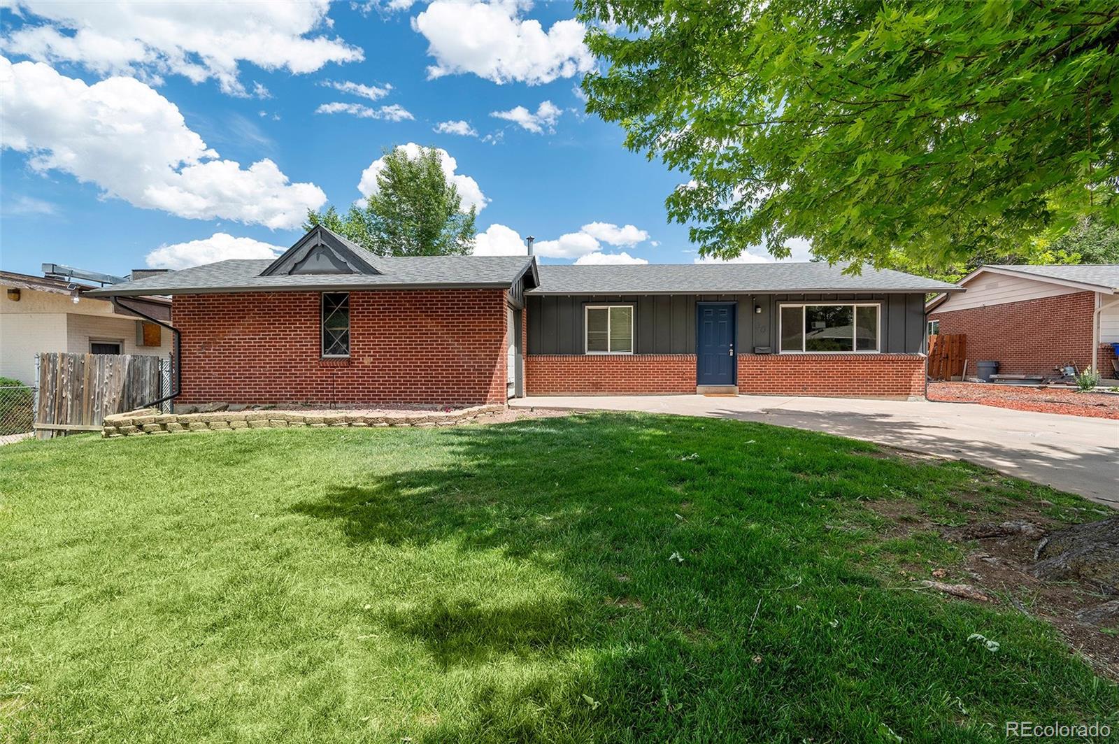 Homes for sale in Lakewood, CO | 30 Ames St, Lakewood, CO 80226 | MLS# 9906983