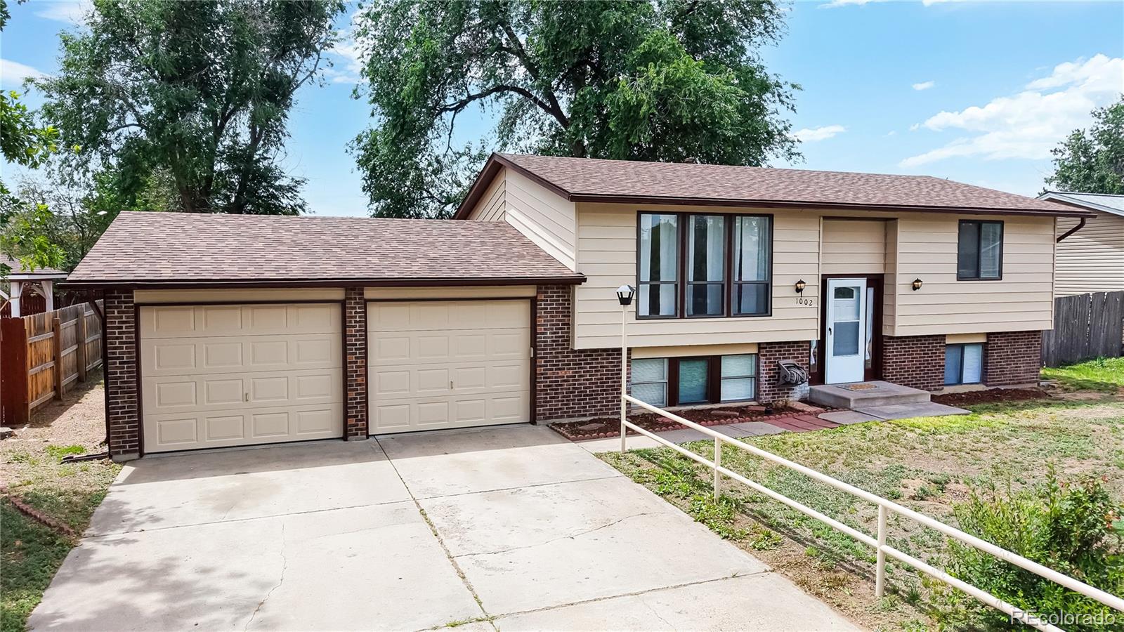 Homes for sale in Fort Lupton, CO | 1002 Longview Dr, Fort Lupton, CO 80621 | MLS# 5160335