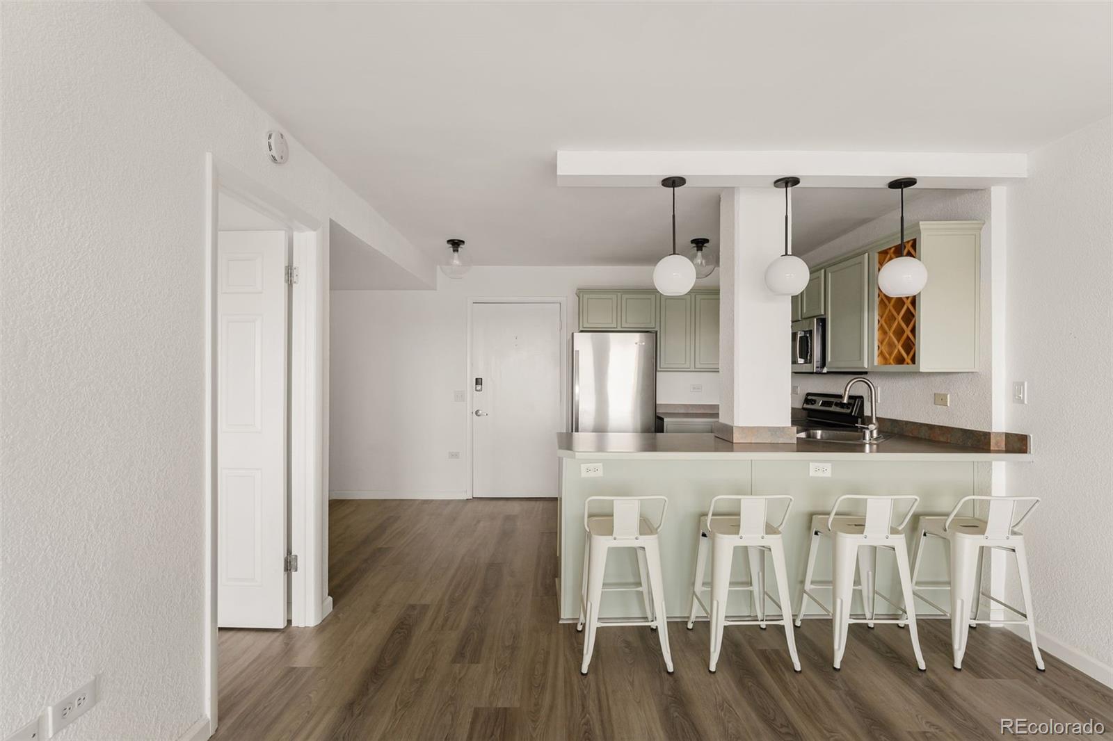 5th image of 909 N Logan St #11I, Denver, CO 80203 | MLS# 7402343