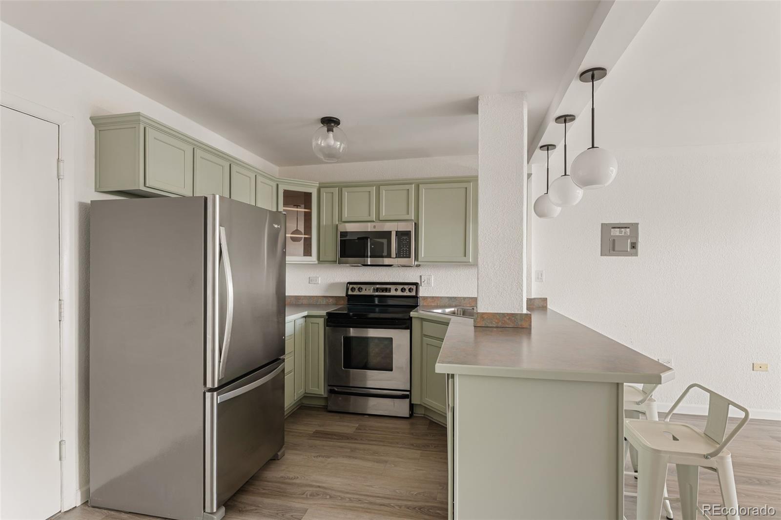 4th image of 909 N Logan St #11I, Denver, CO 80203 | MLS# 7402343